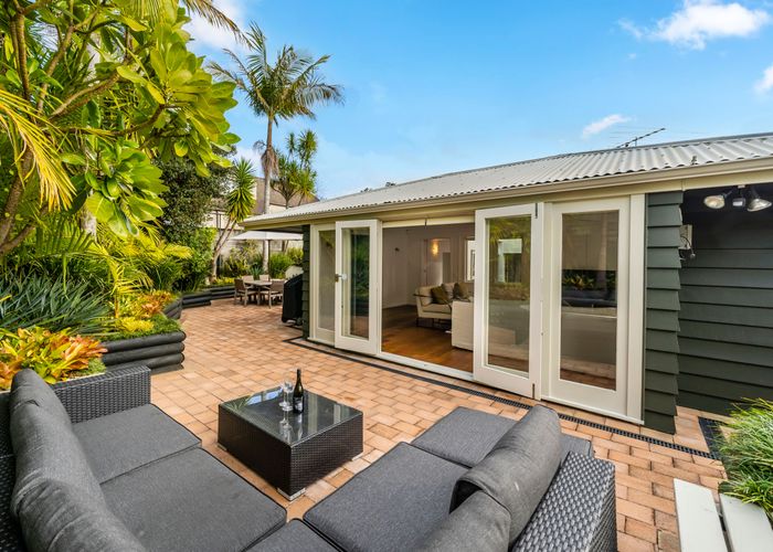  at 105 Portland Road, Remuera, Auckland
