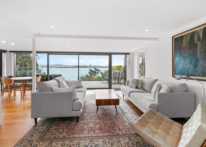  at 11 Hinemoa Street, Birkenhead, North Shore City, Auckland