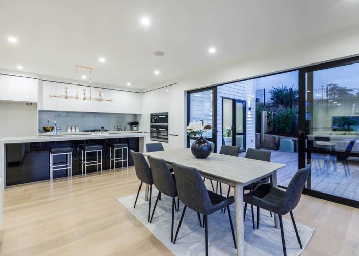  at 42 Fernhill Way, Oteha, Auckland