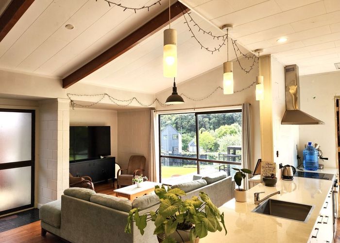  at 32 Power Road, Karoro, Grey, West Coast