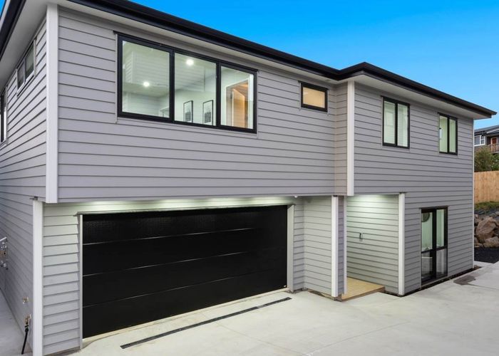  at 10 Bela Vista Boulevard, Swanson, Auckland