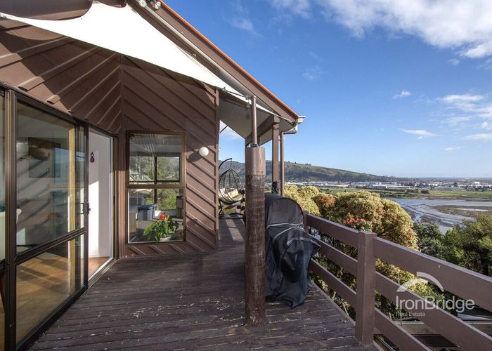  at 10 Osmond Lane, Mount Pleasant, Christchurch City, Canterbury