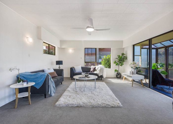  at 12 Melandra Road, Stanmore Bay, Whangaparaoa