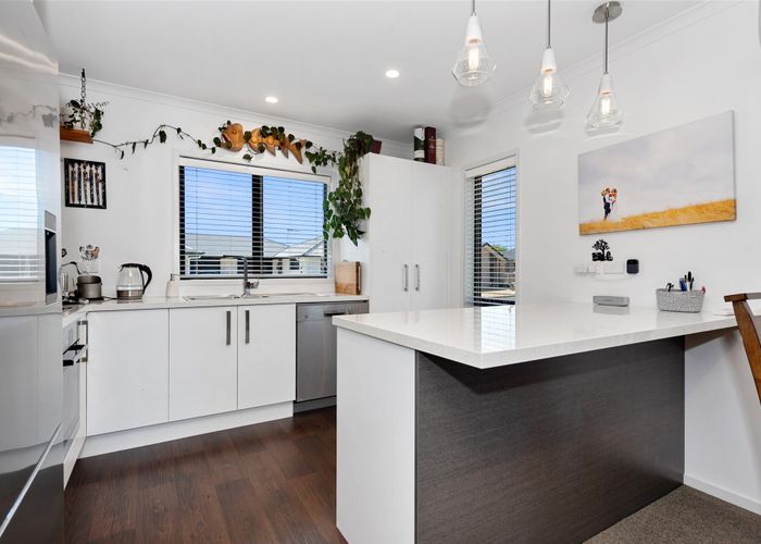  at 15/11 Errol Close, Burbush, Hamilton