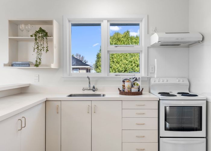  at 53 Greendale Avenue, Avonhead, Christchurch City, Canterbury
