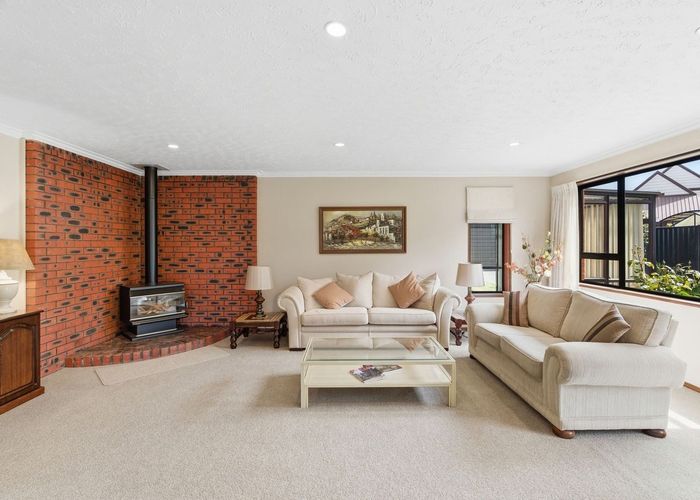  at 12 Swithland Place, Avonhead, Christchurch City, Canterbury