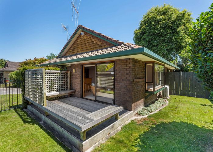  at 3 Dresdan Court, Hokowhitu, Palmerston North