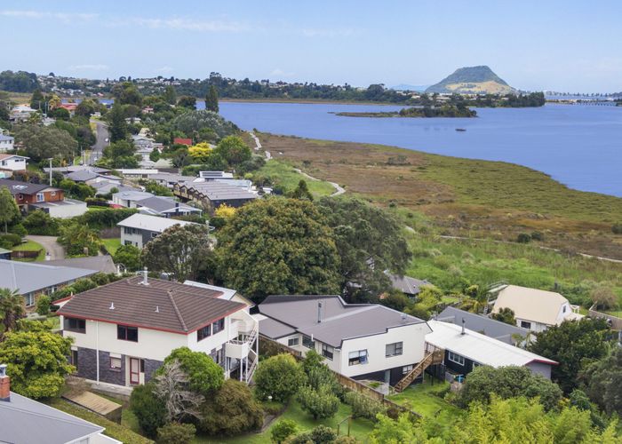  at 26 Montgomery Road, Judea, Tauranga