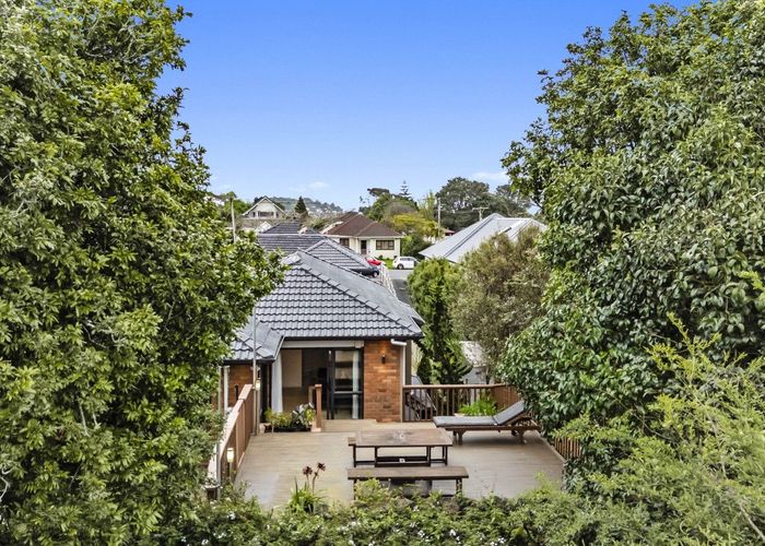  at 6A Waitomo Avenue, Mount Eden, Auckland City, Auckland