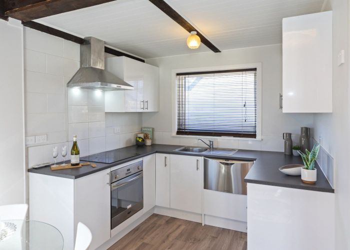  at 4/62 Picton Avenue, Riccarton, Christchurch City, Canterbury