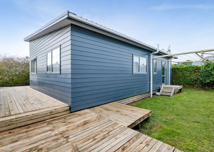  at 15B Queens Road, Glen Avon, New Plymouth