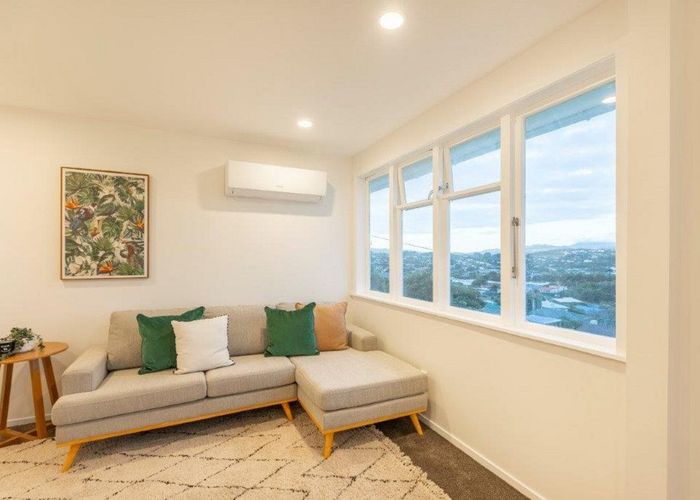  at 8 Piko Street, Titahi Bay, Porirua