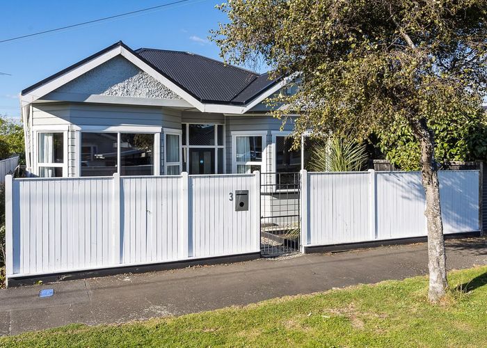  at 3 Kings Avenue, Saint Kilda, Dunedin, Otago