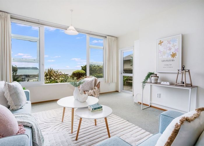  at 13 Sunset Parade, Plimmerton, Porirua