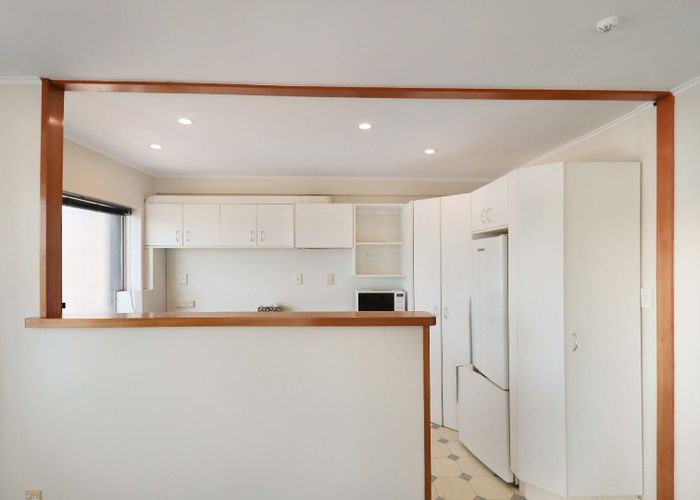 at 1 Grant RD, THORNDON, Wellington