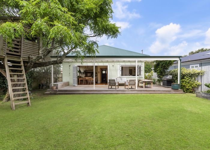  at 122 Victoria Street, Onehunga, Auckland