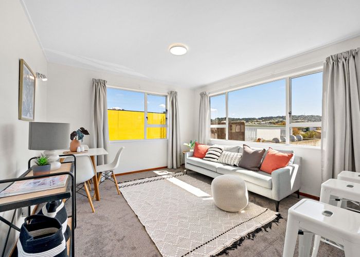  at 2/16 Ross Street, Kilbirnie, Wellington