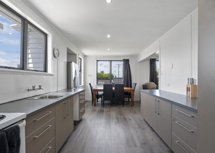  at 36 Ross Street, Marton, Marton