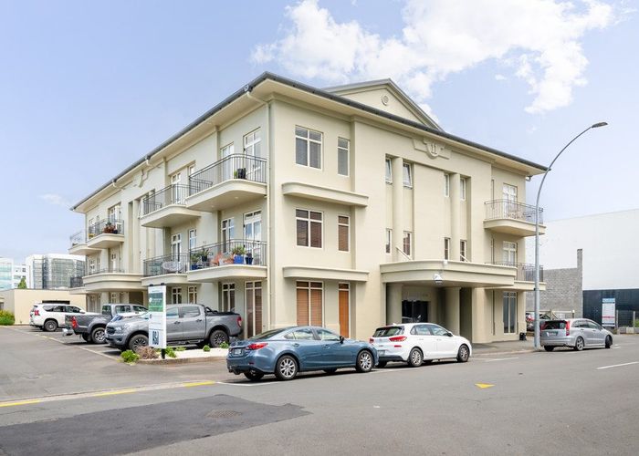  at 1A/11 London Street, Hamilton City Central, Hamilton, Waikato
