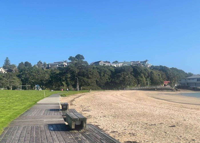  at 2/76 Maraetai Drive, Maraetai, Manukau City, Auckland