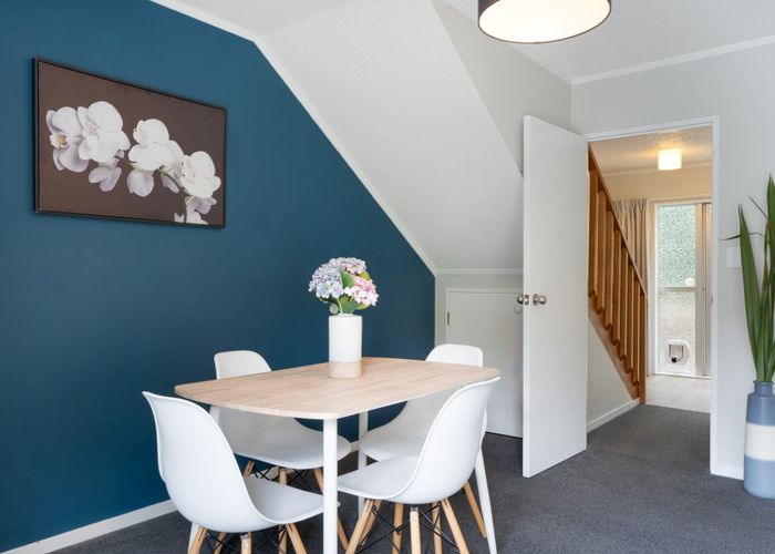  at 8/2 Burdendale Grove, Churton Park, Wellington
