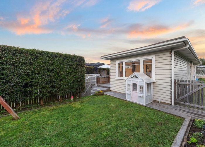  at 50 Barrack Road, Mount Wellington, Auckland City, Auckland