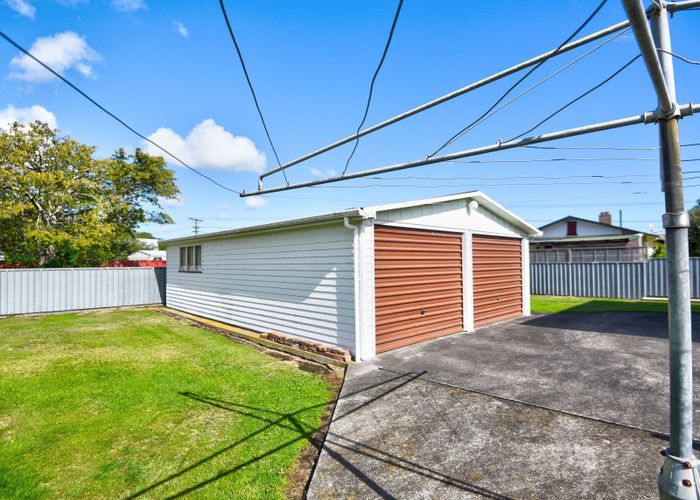  at 12 Falkland Street, Whanganui East, Whanganui, Manawatu / Whanganui