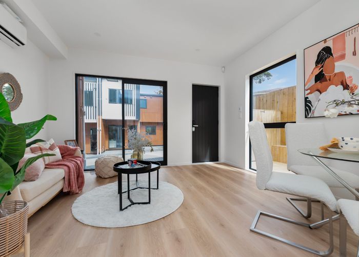  at Lot 5/18 Dellwood Avenue, Henderson, Waitakere City, Auckland