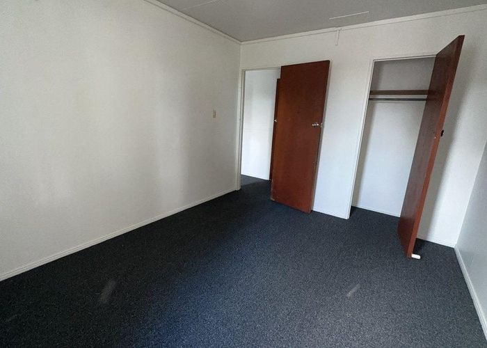  at 10 Hill Road, Hill Park, Manukau City, Auckland