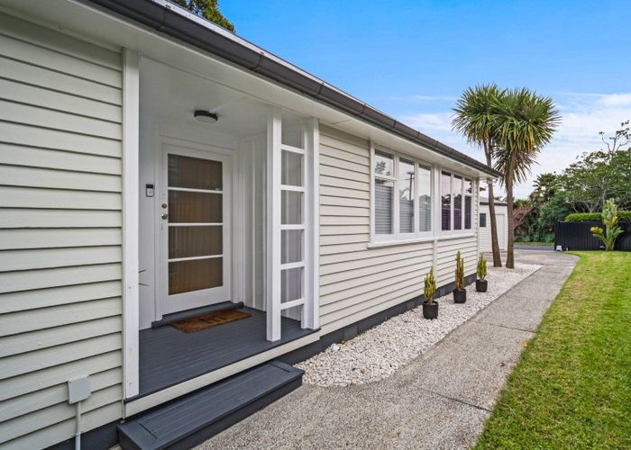  at 5 Howlett Street, Waterview, Auckland