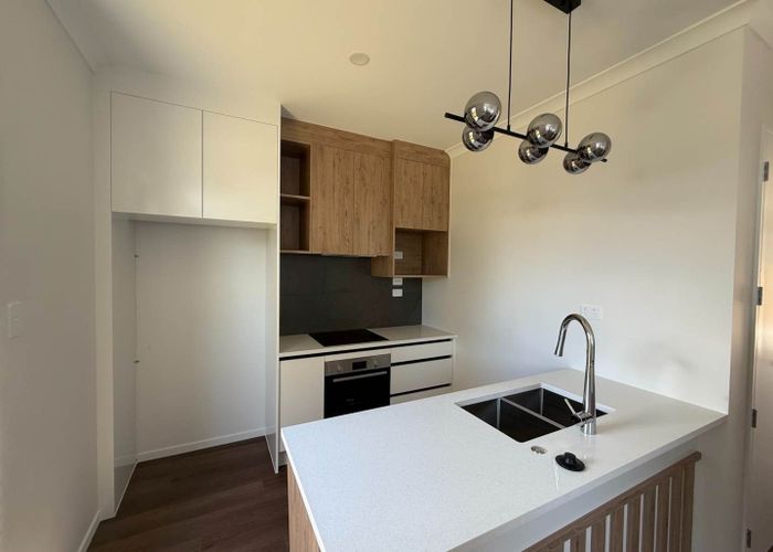  at 28B Pinedale Place, Henderson, Waitakere City, Auckland