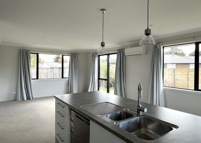  at 2 Tarata Grove, Lansdowne, Masterton