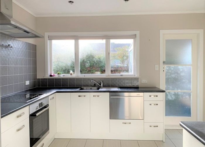  at 4/38 Turama Road, Royal Oak, Auckland