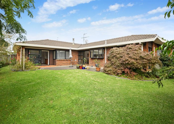 Free property data for 8 Mount Blanc Place, Northpark, Auckland homes