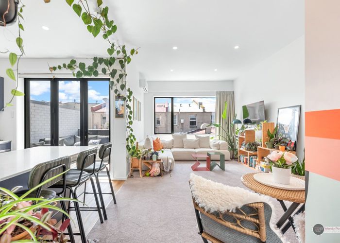  at 6/39 Nelson Street, Petone, Lower Hutt