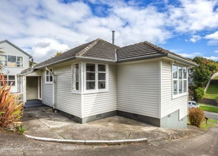 at 15 Martin Street, Ranui Heights, Porirua, Wellington
