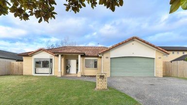  at 102 Redcastle Drive, East Tamaki, Auckland