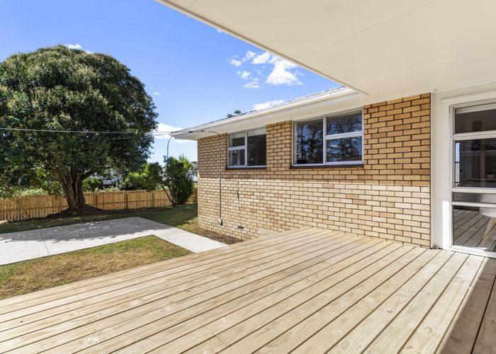  at 25 Eccles Place, Otara, Auckland