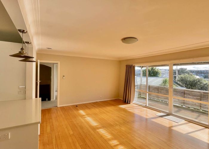  at 10 Manuwai Road, Torbay, North Shore City, Auckland