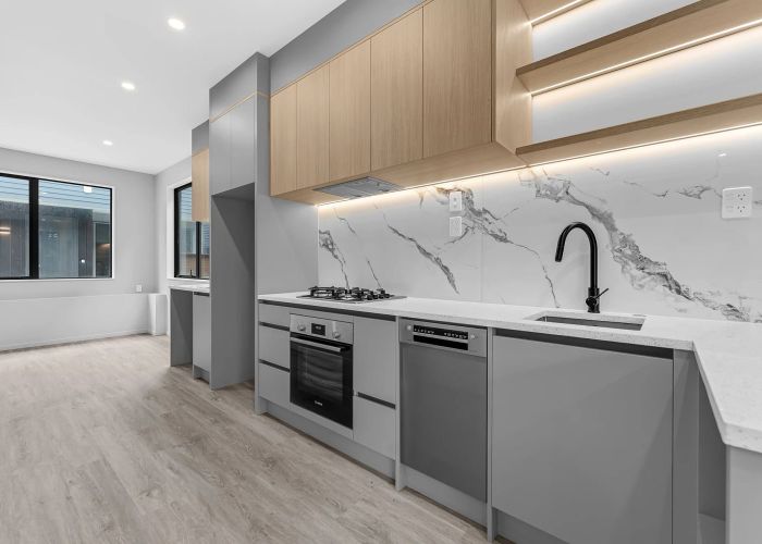  at 87B Salamanca Road, Sunnynook, Auckland