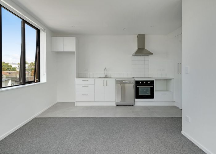  at A207/3 Rauemi Way, Te Atatu South, Waitakere City, Auckland