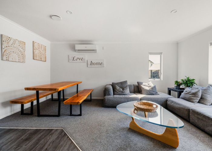  at 35 Gordon Davies Lane, Huntington, Hamilton