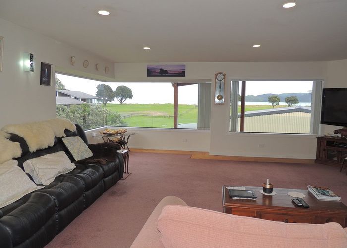 For sale 9 Bill Nolan Place, Mahia, Wairoa, Hawke's Bay homes.co.nz