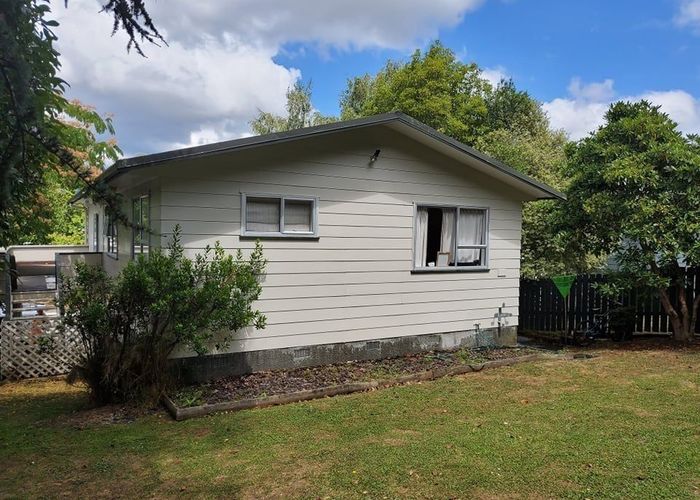  at 25 Hartford Crescent, Totara Park, Upper Hutt, Wellington