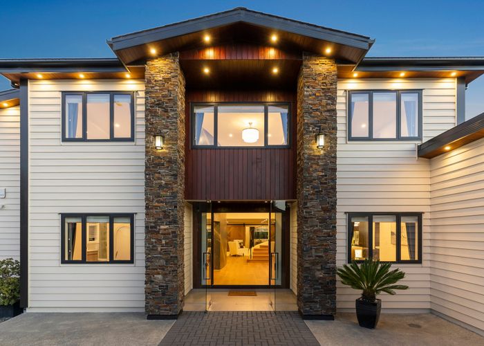  at 33 Ballymore Drive, Pinehill, North Shore City, Auckland