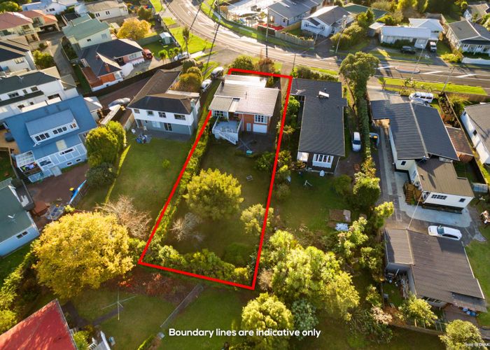  at 70 Golf Road, New Lynn, Auckland