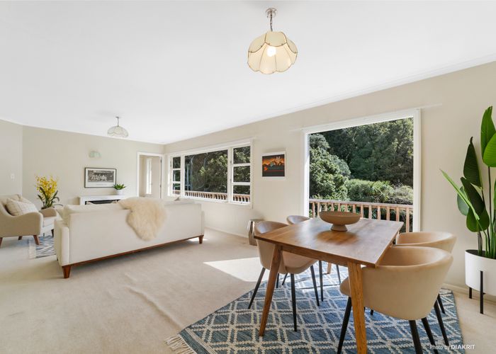  at 11 Churchill Drive, Wilton, Wellington