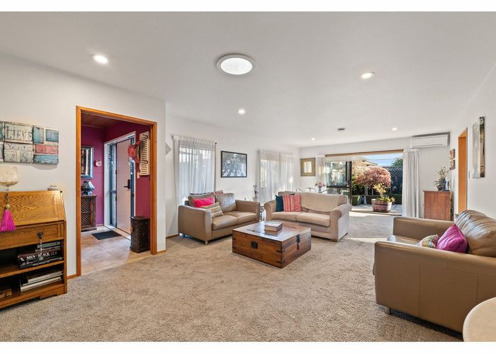  at 2/2 Fountainhead Lane, Hillmorton, Christchurch