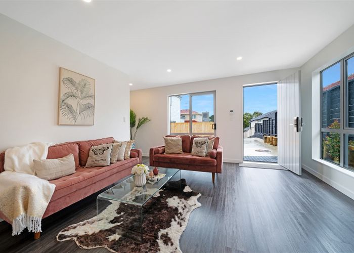  at 70E Connell Street, Blockhouse Bay, Auckland