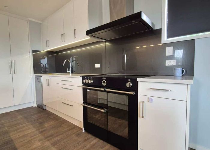  at 7 Win Grove, Hatfields Beach, Rodney, Auckland